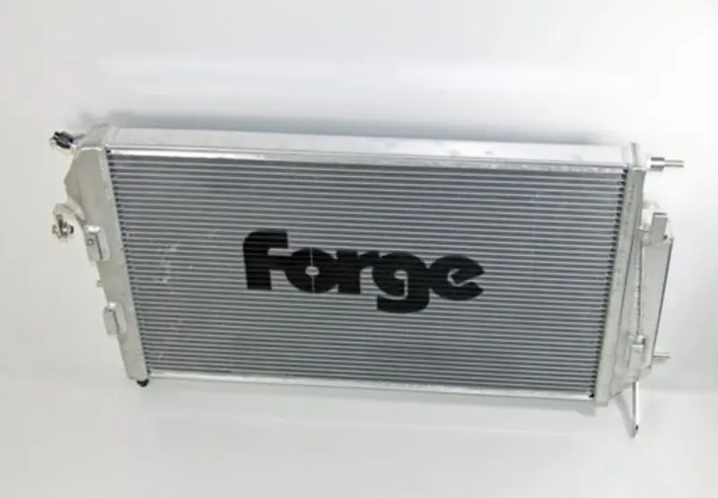 Renault Megane RS250 Radiador de aleación Forge FMRADRS250 Stock Limitado