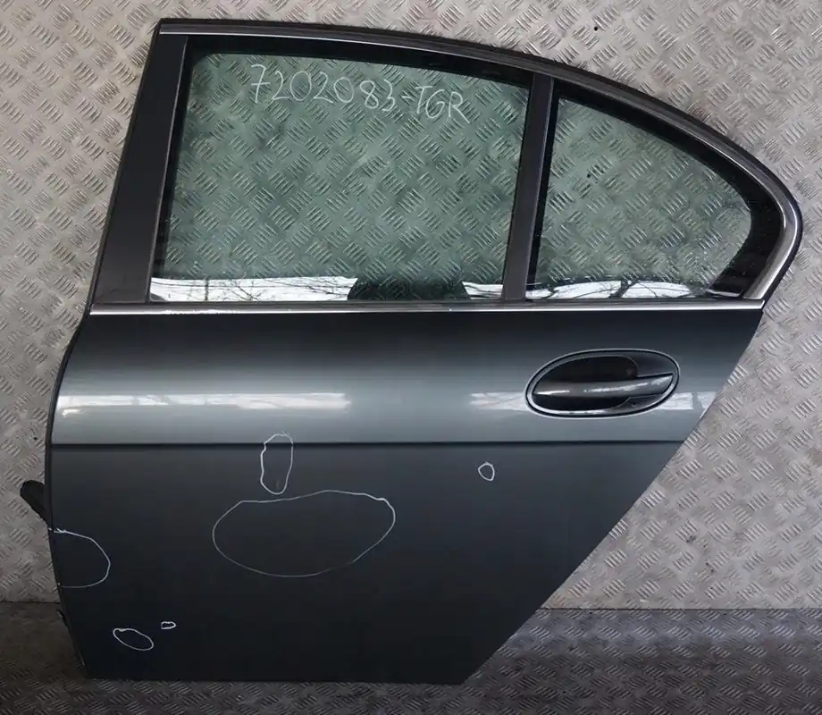 BMW E65 Puerta Trasera Izquierda Titangrau Titan Grey Metallic - A36 Solo Hoy