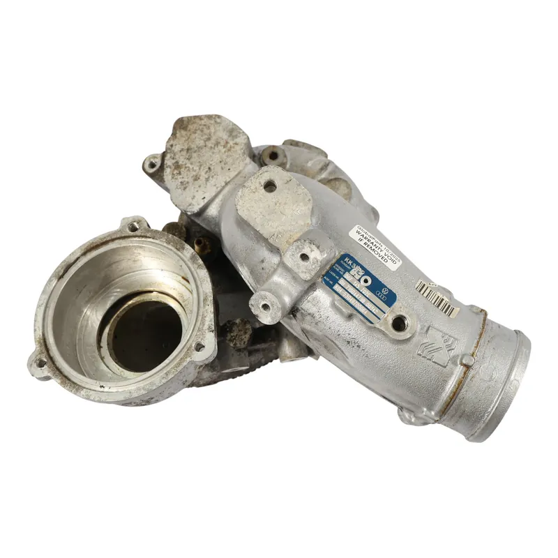 Ocasión Especial Audi S3 8P 2.0 TFSI Tubo De Aspiración Del Turbocompresor 06F145702C